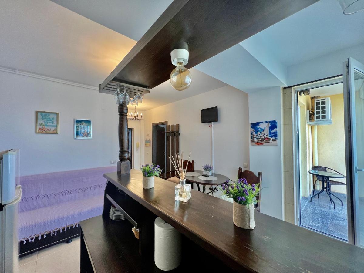 Valy Apartments Summerland ママイア エクステリア 写真